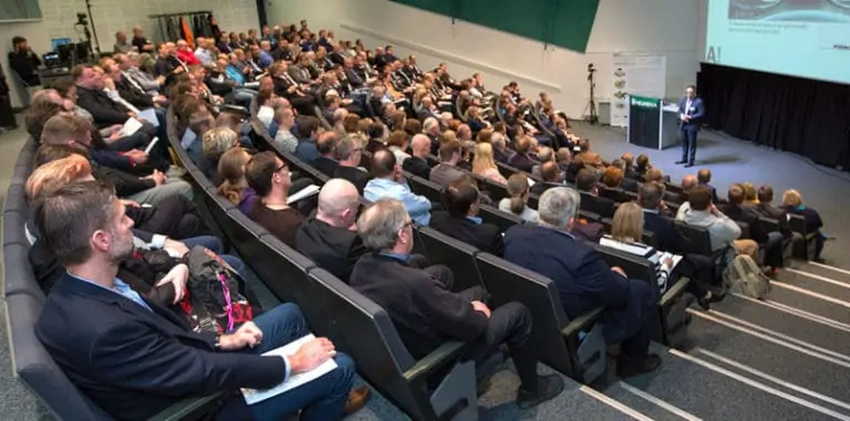 Visioseminaari avasi tietä sähköistyksen mallimaaksi