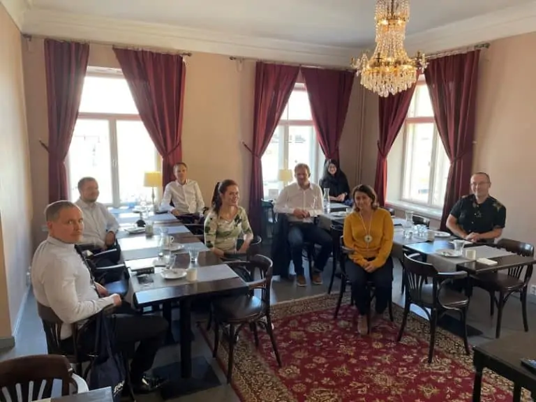 Suomalaiset IEC Young Professionalit kokoontuivat Helsingissä