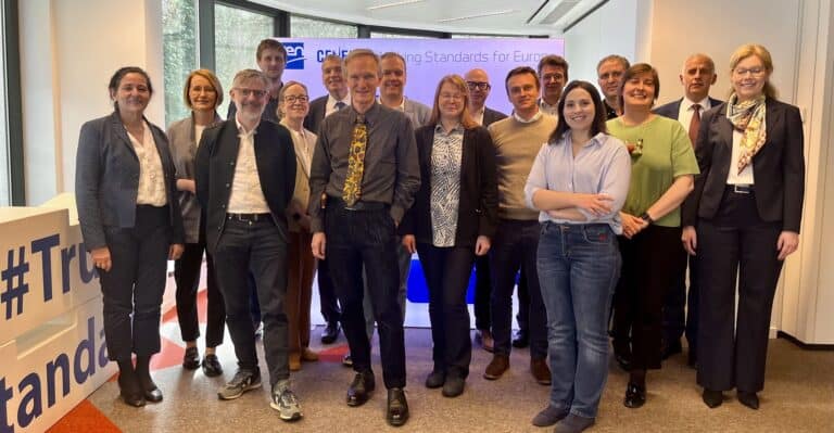 Laura jatkaa Suomen teollisuuden äänenä