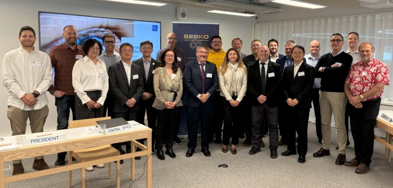 Lentokenttien valaistusjärjestelmiä standardoiva komitea kokoontui Helsingissä