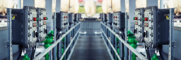 Jakokeskusstandardeja on suomennettu